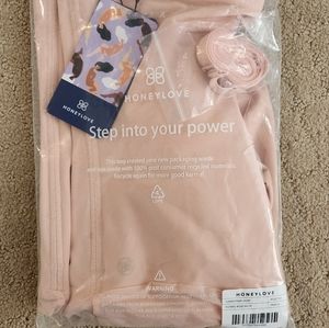 Honeylove Superpower Short size medium rose tan colorway NWT